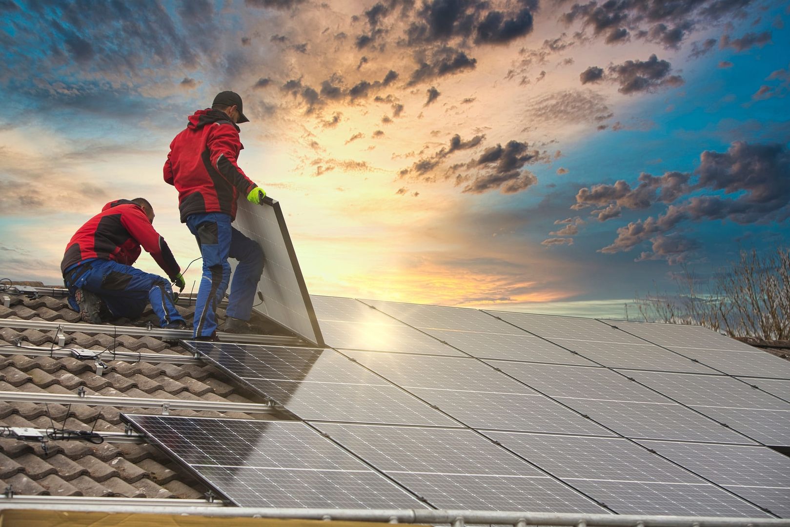 Photovoltaikanlage wird installiert